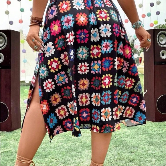 Quilt Pattern Multi Color Light Weight Midi Skirt - Picture 5 of 6